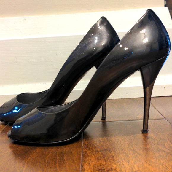Miu Miu gunmetal black and silver peep toe heels - Picture 2 of 5